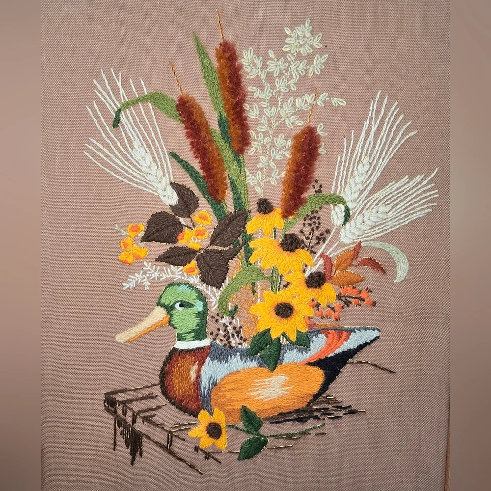 Vintage Handmade Framed Duck Needlepoint 3D Art Deco Cabin Geese Goose - Picture 3 of 8